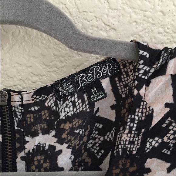 Dress - Picture 4 of 4